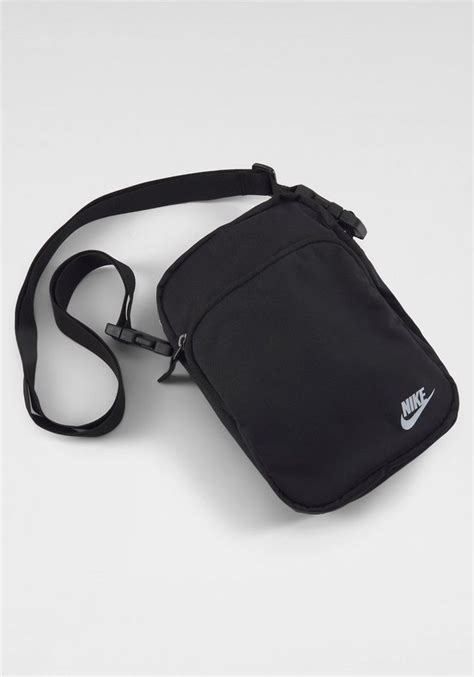 nike tasche damen umhengetasche|Nike Umhängetaschen & Schultertaschen für Damen online.